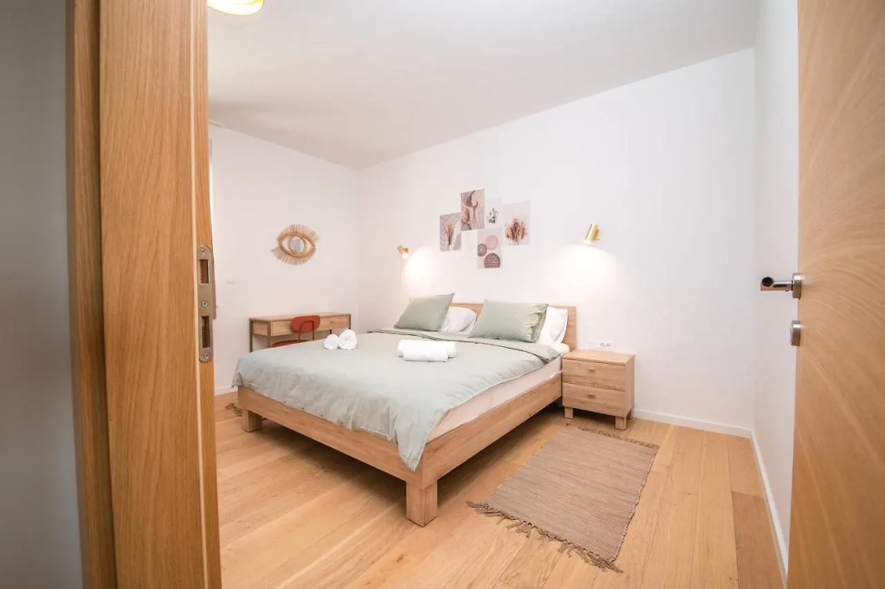 Vrsi Seaside Heights Apartments