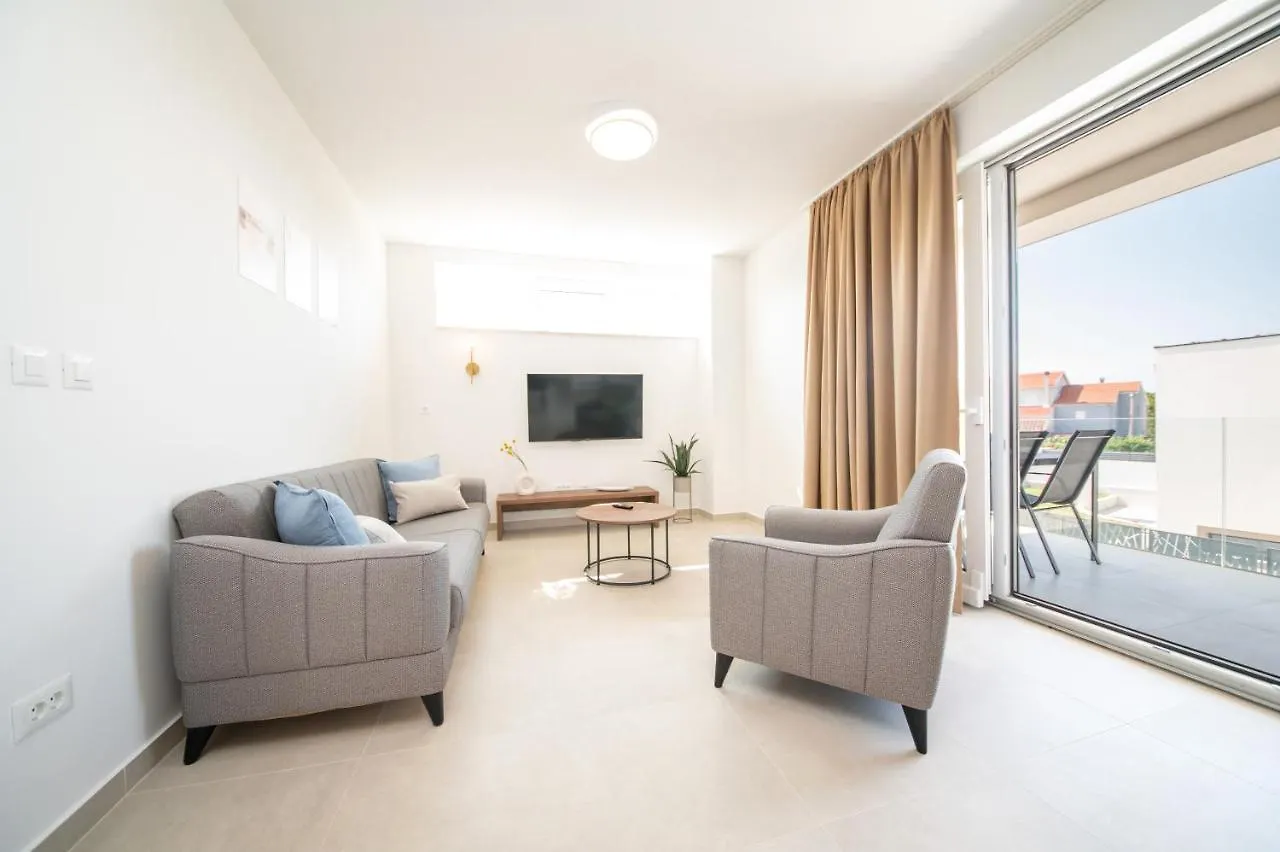 Vrsi Seaside Heights Apartments Croatia